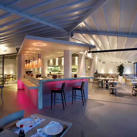 Hilton 5* Nicósia