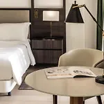 Hilton Hotel 5*