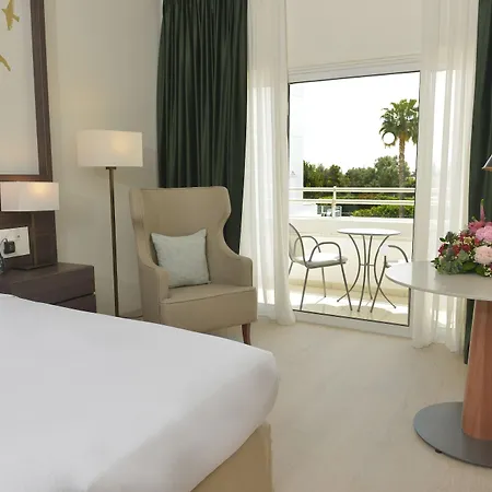 Hilton Готель 5*