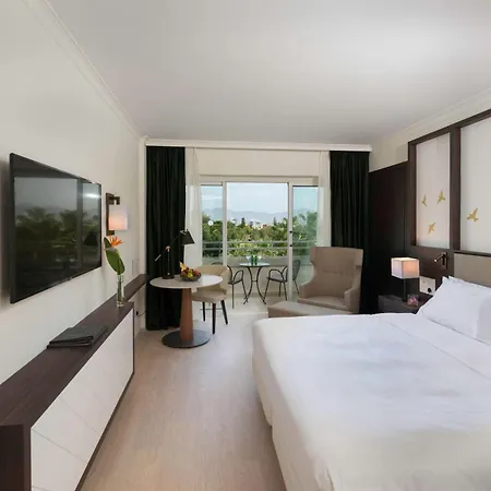Готель Hilton