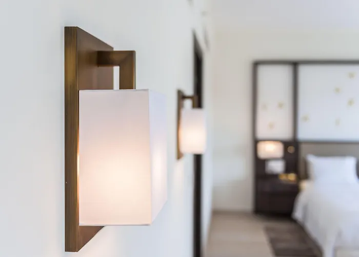 Ξενοδοχείο Hilton 5*